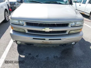 2005 Chevrolet Tahoe LT z VIN 1GNEK13T35R196103, wystawiony jako IAAI lot #42053184 z przebiegiem 326 536 mil mil oraz . Historia ofert i sprzedaży dostępna na DreamBid. Obrazek 12.