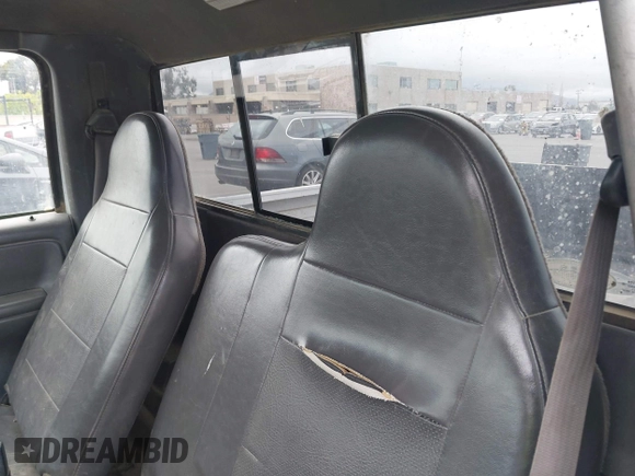 2002 Ford Ranger XL with VIN 1FTYR10D32PA16348, listed as a IAAI auction lot 42256023 with 14,000 mi miles and . Bid and sale history available at DreamBid. Image 8.