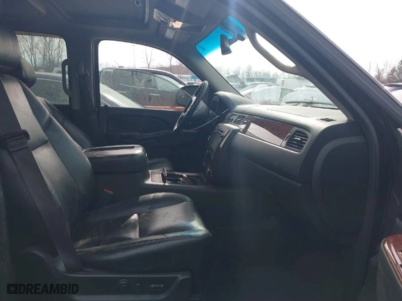 2013 Chevrolet Suburban LTZ with VIN 1GNSKKE79DR183895, listed as a IAAI auction lot 41428262 with NaN miles. Bid and sale history available at carsss.com. Image 5.