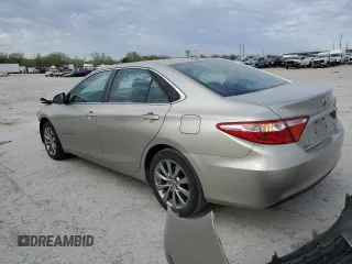 2015 Toyota Camry XLE with VIN 4T4BF1FK3FR492838, listed as a Copart auction lot 52785275 with 140,047 mi miles and Salvage Title. Bid and sale history available at carsss.com. Image 2.