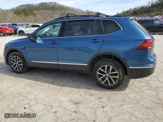 2020 Volkswagen Tiguan SE with VIN 3VV2B7AX3LM020124, listed as a Copart auction lot 49779165 with 55,626 mi miles and Salvage Title. Bid and sale history available at carsss.com. Image 2.