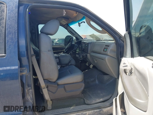 2004 Ford F-250 XL with VIN 1FTNW21P94ED22723, listed as a IAAI auction lot 42319251 with 354,818 mi miles and . Bid and sale history available at DreamBid. Image 5.