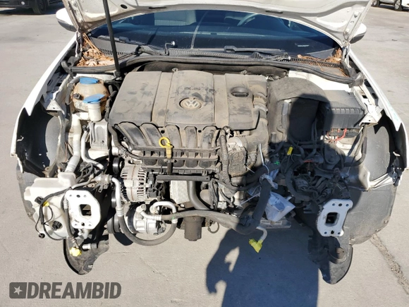 2014 Volkswagen Golf with VIN WVWDB7AJ9EW002927, listed as a Copart auction lot 85236304 with 133,592 mi miles and Salvage title. Bid and sale history available at DreamBid. Image 12.
