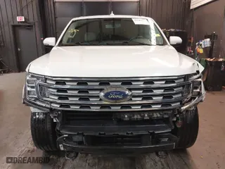 2021 Ford Expedition Limited with VIN 1FMJU2AT1MEA43036, listed as a IAAI auction lot 41941832 with 39,297 mi miles. Bid and sale history available at carsss.com. Image 6.
