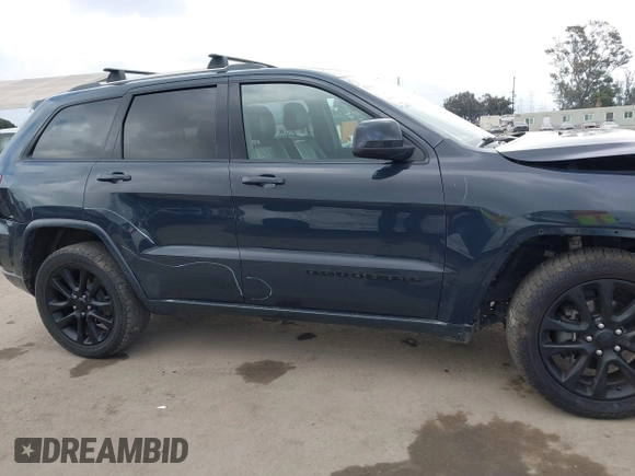 2018 Jeep Grand Cherokee Altitude with VIN 1C4RJFAG4JC122282, listed as a IAAI auction lot 42126483 with 79,184 mi miles and . Bid and sale history available at DreamBid. Image 13.