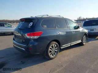 2013 Nissan Pathfinder SL with VIN 5N1AR2MM5DC642152, listed as a IAAI auction lot 41780601 with 153,975 mi miles. Bid and sale history available at carsss.com. Image 4.