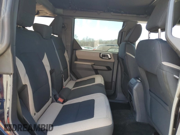 2021 Ford Bronco with VIN 1FMDE5BH3MLA85211, listed as a Copart auction lot 50122715 with 47,836 mi miles and Salvage title. Bid and sale history available at DreamBid. Image 11.
