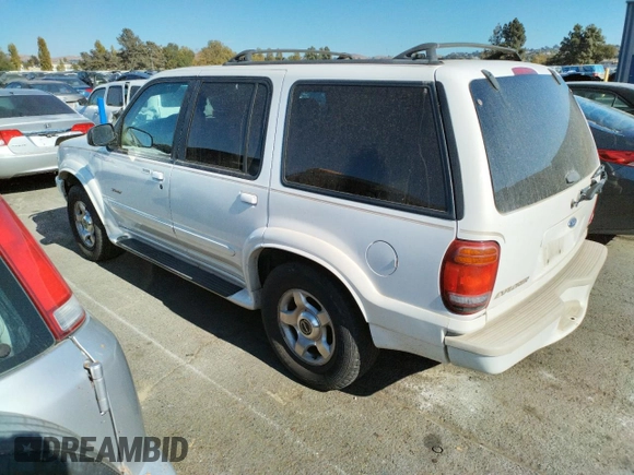 1999 Ford Explorer XLT with VIN 1FMZU34E8XZB27387, listed as a Copart auction lot 74398364 with 211,520 mi miles and Clean title. Bid and sale history available at DreamBid. Image 2.
