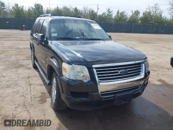 2007 Ford Explorer XLT with VIN 1FMEU73E77UA90692, listed as a IAAI auction lot 41869209 with Not Provided miles. Bid and sale history available at carsss.com. Image 1.