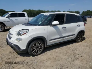 2018 FIAT 500L Trekking with VIN ZFBCFADH0JZ040595, listed as a Copart auction lot 70632994 with 129,252 mi miles and Clean Title. Bid and sale history available at carsss.com. Image 1.