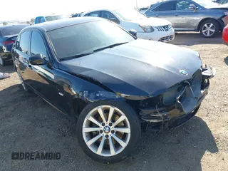 2011 BMW 3 Series 328i with VIN WBAPH5C55BA443024, listed as a IAAI auction lot 41838910 with Not Provided miles and . Bid and sale history available at carsss.com. Image 6.