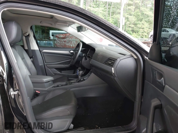 2019 Volkswagen Jetta S with VIN 3VWC57BU7KM268290, listed as a IAAI auction lot 42350609 with 47,652 mi miles and . Bid and sale history available at DreamBid. Image 5.