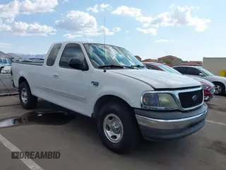 2003 Ford F-150 XL с VIN 1FTRX17L43NB82477, выставлен на аукционе IAAI как лот 42427957 с пробегом Не указан миль и . История ставок и продаж доступна на DreamBid. Изображение 1.