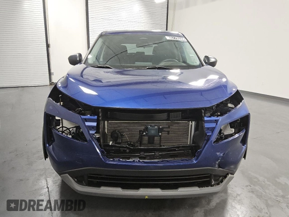 2023 Nissan Rogue S z VIN 5N1BT3AB2PC901473, wystawiony jako Copart lot #65779335 z przebiegiem 40 664 mil mil oraz Czysty tytuł • Clean title. Historia ofert i sprzedaży dostępna na DreamBid. Obrazek 5.