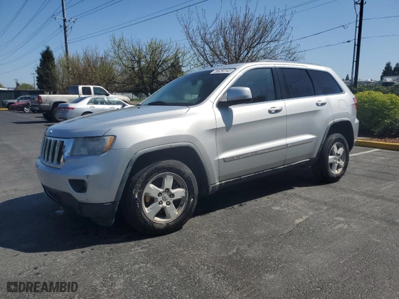 2011 Jeep Grand Cherokee Laredo with VIN 1J4RR4GGXBC540135, listed as a Copart auction lot 47241025 with 119,676 mi miles and Clean Title. Bid and sale history available at carsss.com. Image 1.