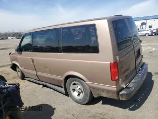 1998 Chevrolet Astro with VIN 1GNEL19W7WB182424, listed as a Copart auction lot 49575185 with 131,741 mi miles and Salvage Title. Bid and sale history available at carsss.com. Image 2.