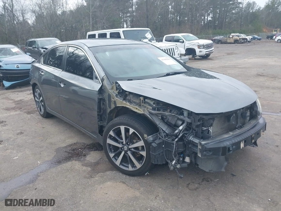 2016 Nissan Altima 3.5 SL with VIN 1N4BL3AP7GC276722, listed as a IAAI auction lot 41388100 with 154,182 mi miles. Bid and sale history available at carsss.com. Image 1.
