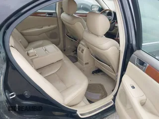 2005 Lexus ES 330 with VIN JTHBA30G655099467, listed as a IAAI auction lot 42095617 with 220,441 mi miles. Bid and sale history available at carsss.com. Image 8.