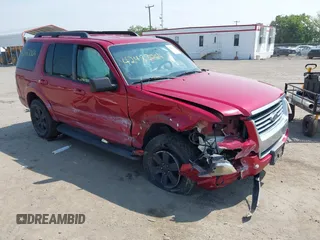 2010 Ford Explorer XLT с VIN 1FMEU7DE9AUA03395, выставлен на аукционе IAAI как лот 42483064 с пробегом 252 676 миль миль и . История ставок и продаж доступна на DreamBid. Изображение 1.