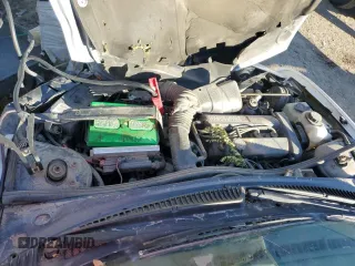 2001 Saturn SL z VIN 1G8ZK54771Z331414, wystawiony jako Copart lot #83895804 z przebiegiem 129 790 mil mil oraz Szkody całkowita. Historia ofert i sprzedaży dostępna na DreamBid. Obrazek 11.