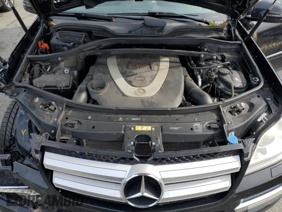 2012 Mercedes-Benz GL 450 z VIN 4JGBF7BE0CA794971, wystawiony jako Copart lot #56667215 z przebiegiem 191 881 mil mil oraz Szkoda całkowita • Salvage title. Historia ofert i sprzedaży dostępna na DreamBid. Obrazek 12.