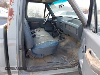 1991 Ford F-150 with VIN 1FTDF15Y2MNA84402, listed as a IAAI auction lot 41788034 with 1 mi miles. Bid and sale history available at carsss.com. Image 5.