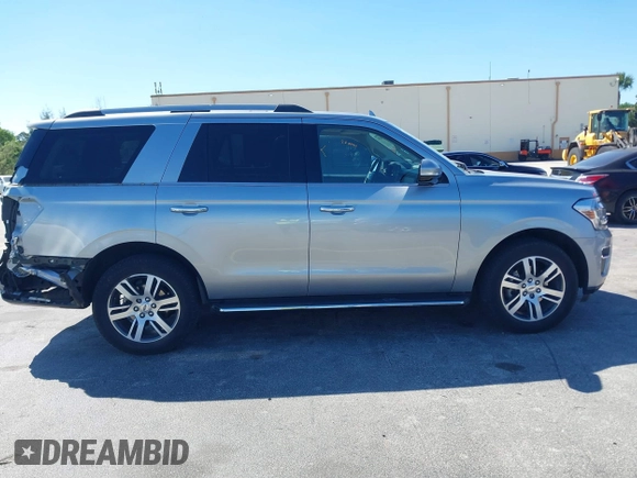 2023 Ford Expedition Limited with VIN 1FMJU1K82PEA50909, listed as a IAAI auction lot 41769610 with 53,098 mi miles. Bid and sale history available at carsss.com. Image 13.
