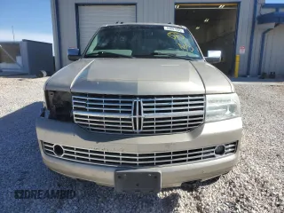 2008 Lincoln Navigator with VIN 5LMFU28548LJ12295, listed as a Copart auction lot 45897995 with 210,181 mi miles and Clean title. Bid and sale history available at DreamBid. Image 5.