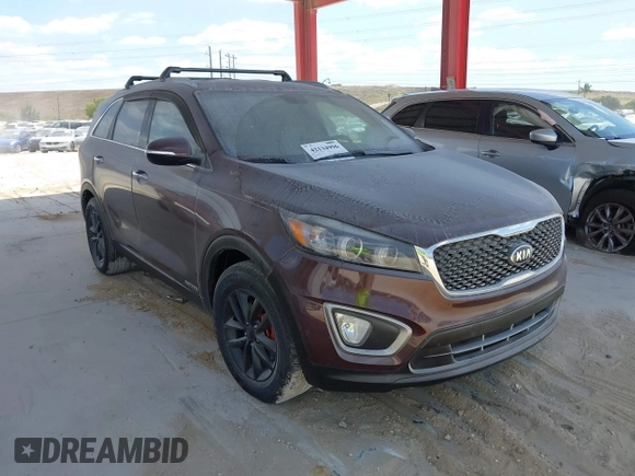 2016 Kia Sorento LX with VIN 5XYPGDA52GG139983, listed as a IAAI auction lot 42134996 with 120,259 mi miles. Bid and sale history available at carsss.com. Image 1.