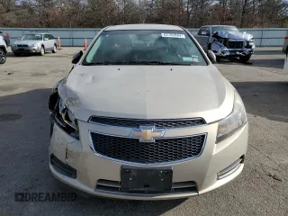 2012 Chevrolet Cruze LT w/1LT with VIN 1G1PF5SC7C7311219, listed as a Copart auction lot 82762884 with 173,909 mi miles and Non Repairable. Bid and sale history available at carsss.com. Image 5.