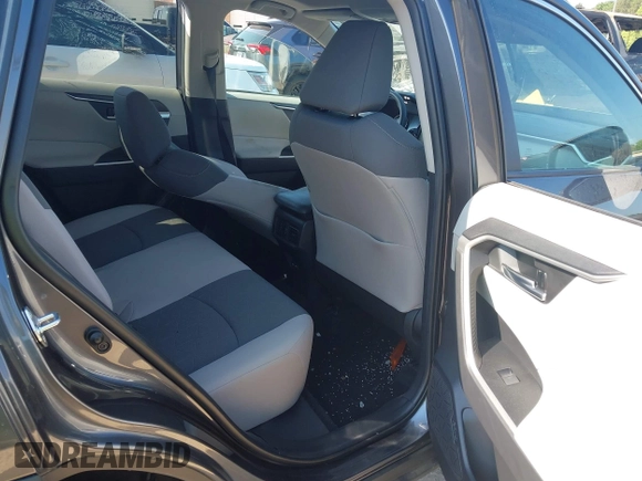 2022 Toyota RAV4 XLE with VIN 2T3W1RFV6NC194245, listed as a IAAI auction lot 42608311 with 36,491 mi miles and . Bid and sale history available at DreamBid. Image 8.