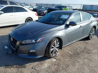 2021 Nissan Altima 2.5 SR with VIN 1N4BL4CV7MN386445, listed as a IAAI auction lot 41223978 with 65,945 mi miles. Bid and sale history available at carsss.com. Image 17.