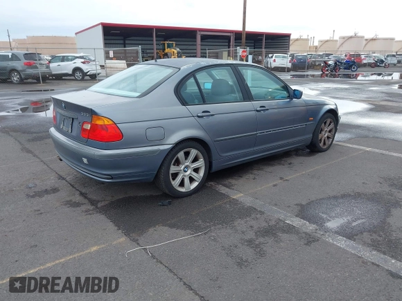 1999 BMW 3 Series 323i with VIN WBAAM3332XCA80930, listed as a IAAI auction lot 41827318 with 93,055 mi miles. Bid and sale history available at carsss.com. Image 4.
