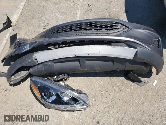 2021 Ford Escape S with VIN 1FMCU0F6XMUA30212, listed as a Copart auction lot 58164265 with 72,527 mi miles and Salvage title. Bid and sale history available at DreamBid. Image 12.