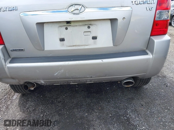2006 Hyundai Tucson GLS with VIN KM8JN12D26U342722, listed as a IAAI auction lot 41998925 with 105,966 mi miles. Bid and sale history available at carsss.com. Image 12.