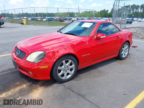 2003 Mercedes-Benz SLK 230 Kompressor z VIN WDBKK49F63F284252, wystawiony jako IAAI lot #42307320 z przebiegiem 180 893 mil mil oraz . Historia ofert i sprzedaży dostępna na DreamBid. Obrazek 2.