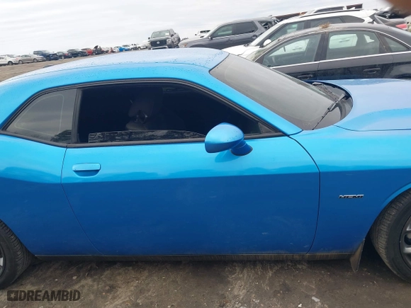 2015 Dodge Challenger R/T with VIN 2C3CDZAT6FH878216, listed as a IAAI auction lot 41304913 with 104,176 mi miles. Bid and sale history available at carsss.com. Image 13.