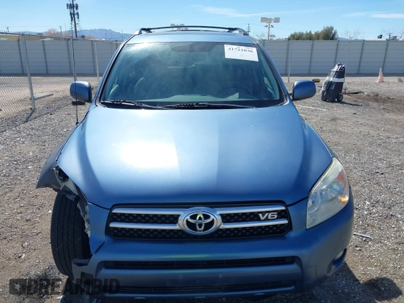 2008 Toyota RAV4 Ltd with VIN JTMBK31V785066137, listed as a IAAI auction lot 41721036 with 209,510 mi miles. Bid and sale history available at carsss.com. Image 12.