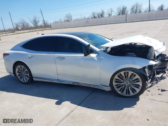 2018 Lexus LS with VIN JTHB51FFXJ5006029, listed as a IAAI auction lot 41765195 with 37,084 mi miles. Bid and sale history available at carsss.com. Image 13.