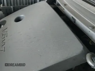 2020 Chevrolet Traverse LS z VIN 1GNERFKW2LJ255626, wystawiony jako IAAI lot #43146243 z przebiegiem 80 567 mil mil oraz . Historia ofert i sprzedaży dostępna na DreamBid. Obrazek 20.