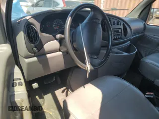 1998 Ford Econoline Wagon XL z VIN 1FBSS31L6WHB61464, wystawiony jako Copart lot #53628534 z przebiegiem 115 866 mil mil oraz Szkoda całkowita • Salvage title. Historia ofert i sprzedaży dostępna na DreamBid. Obrazek 8.
