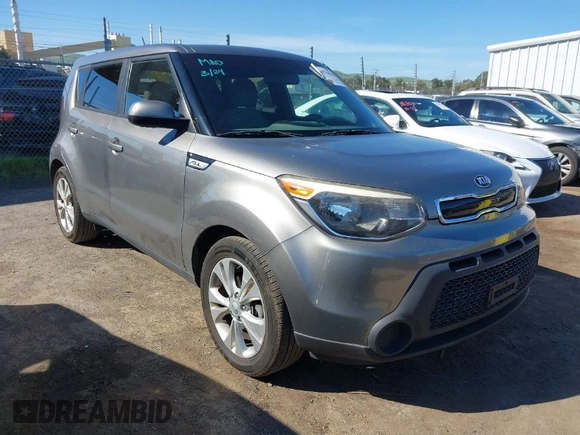 2015 Kia Soul + with VIN KNDJP3A59F7171924, listed as a IAAI auction lot 41871820 with 84,178 mi miles. Bid and sale history available at carsss.com. Image 1.