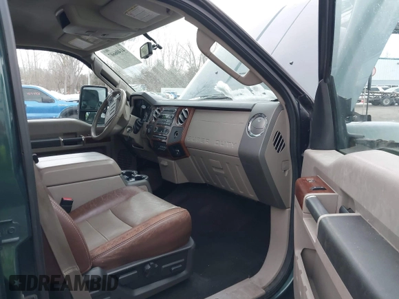 2010 Ford Super Duty F-250 SRW XL with VIN 1FTSW2B50AEA06431, listed as a IAAI auction lot 41406607 with 229,665 mi miles. Bid and sale history available at carsss.com. Image 5.