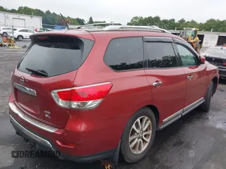 2013 Nissan Pathfinder SV with VIN 5N1AR2MM0DC639157, listed as a IAAI auction lot 39934153 with 95,453 mi miles. Bid and sale history available at carsss.com. Image 4.