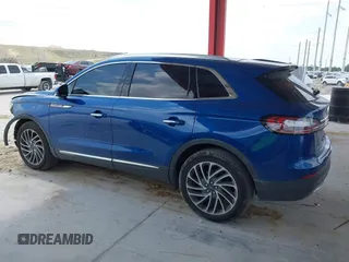 2020 Lincoln Nautilus Reserve z VIN 2LMPJ6K90LBL12252, wystawiony jako IAAI lot #42055207 z przebiegiem 52 202 mil mil oraz . Historia ofert i sprzedaży dostępna na DreamBid. Obrazek 15.