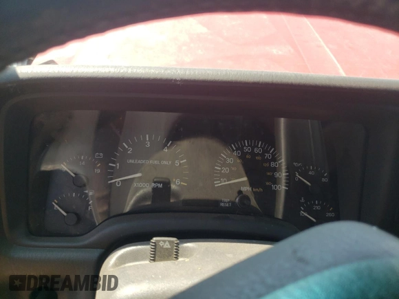 1999 Jeep Cherokee Sport z VIN 1J4FF68SXXL662401, wystawiony jako Copart lot #59698565 z przebiegiem Nie podano mil oraz Szkoda całkowita • Salvage title. Historia ofert i sprzedaży dostępna na DreamBid. Obrazek 9.