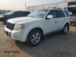 2010 Ford Escape Limited с VIN 1FMCU9EG6AKA70390, выставлен на аукционе Copart как лот 59330555 с пробегом 145 924 миль миль и Списание • Salvage title. История ставок и продаж доступна на DreamBid. Изображение 1.