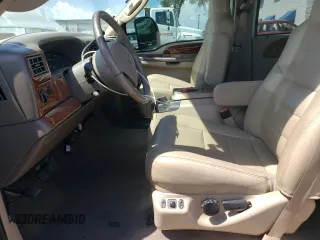2003 Ford Super Duty F-250 XL with VIN 1FTNW21PX3EC12326, listed as a Copart auction lot 61341664 with 172,113 mi miles and Salvage Title. Bid and sale history available at carsss.com. Image 7.