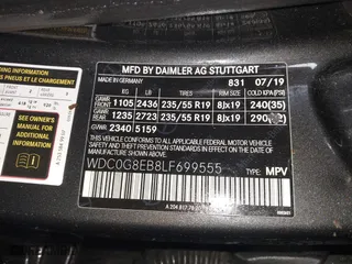 2020 Mercedes-Benz GLC with VIN WDC0G8EB8LF699555, listed as a IAAI auction lot 41673140 with 1 mi miles. Bid and sale history available at carsss.com. Image 9.