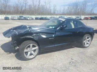 2010 BMW Z4 sDrive30i with VIN WBALM5C57AE162215, listed as a Copart auction lot 49708785 with 0 mi miles and Salvage Title. Bid and sale history available at carsss.com. Image 1.